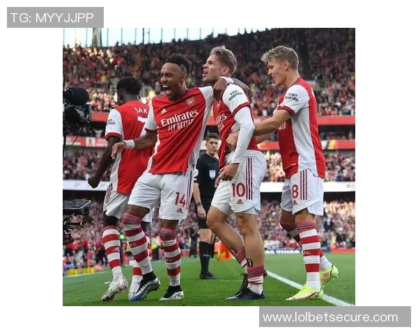 世界杯精彩对决阿森纳与AC米兰战成平局神奇扑救点燃全场激情